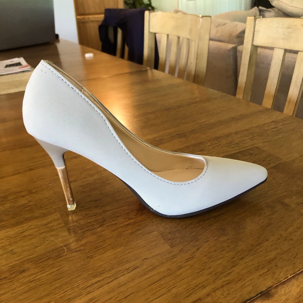 Light gray heels with gold half heel